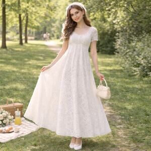 White Sz Medium Short Sleeve Lace Coquette Baby Doll Maxi Feminine Sundress